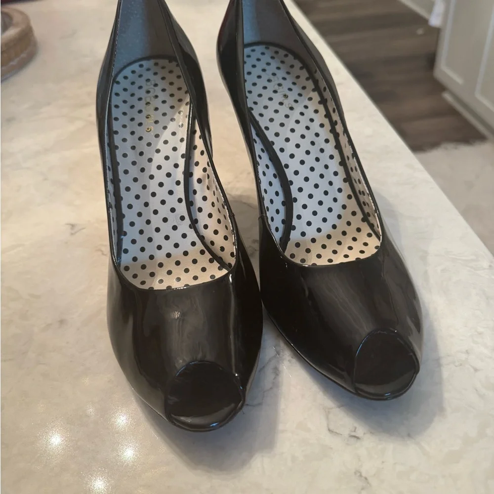 Women’s BCBGirls Black Heels, Size 10